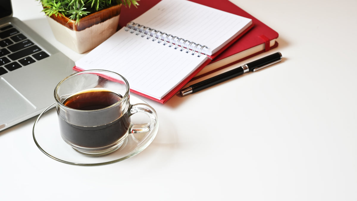 Journaling beginnt oft mit nur wenigen ehrlichen Sätzen.