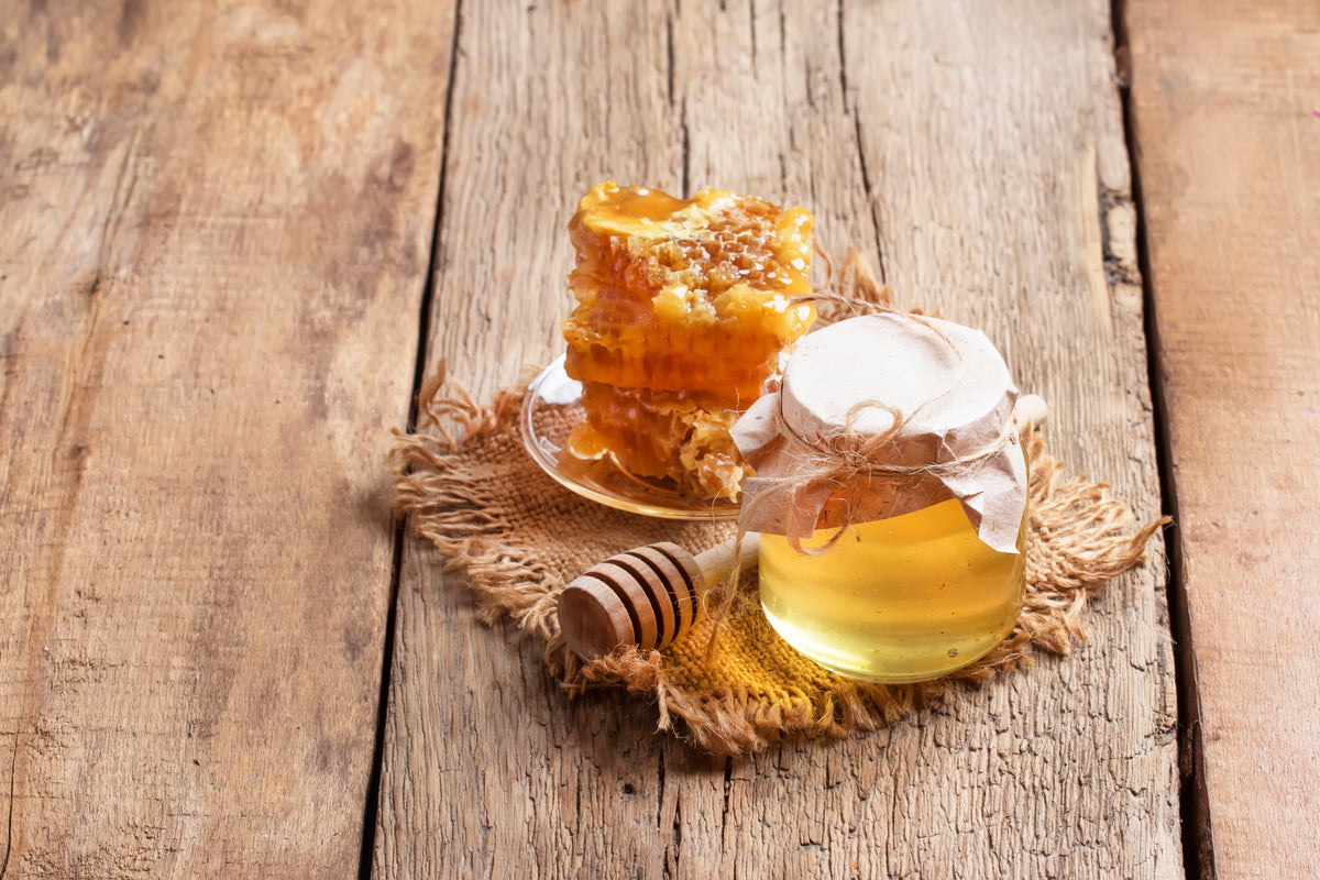 Propolis & Manuka-Honig: Natürliche Antibiotika-Alternativen